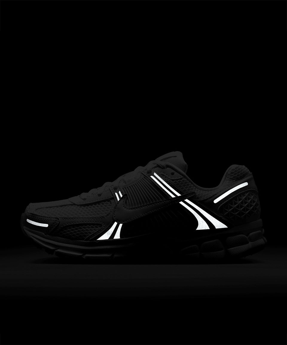 Nike Zoom Vomero 5 - Görsel 4