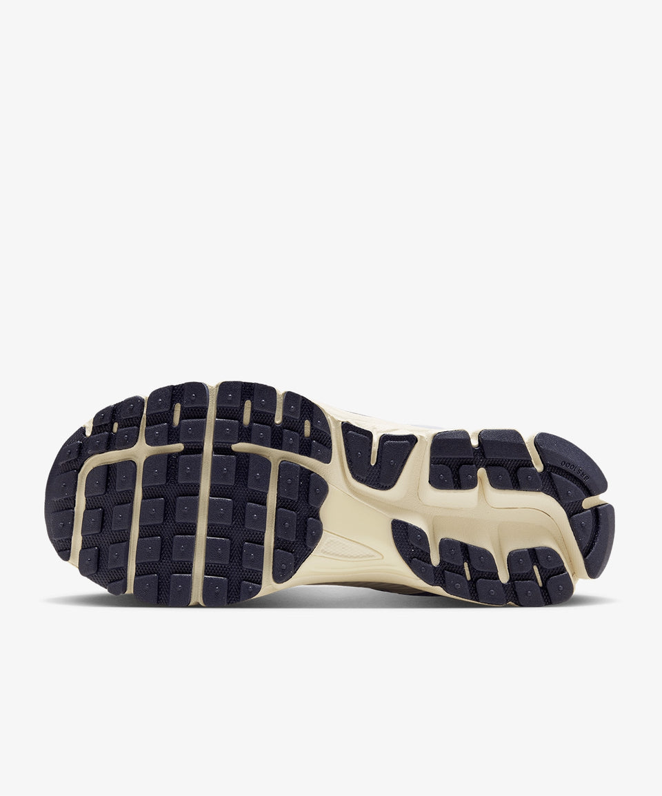 Nike Zoom Vomero 5 - Görsel 7