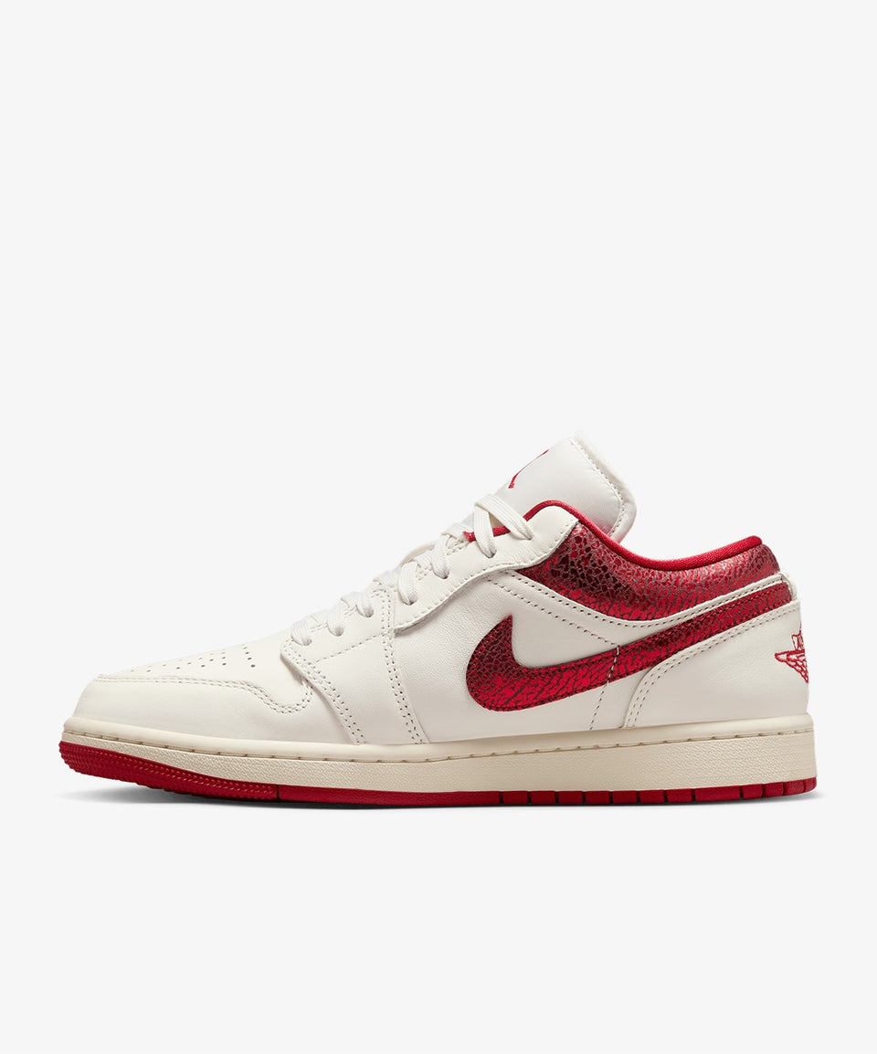 Jordan Air 1 Low SE - Görsel 3
