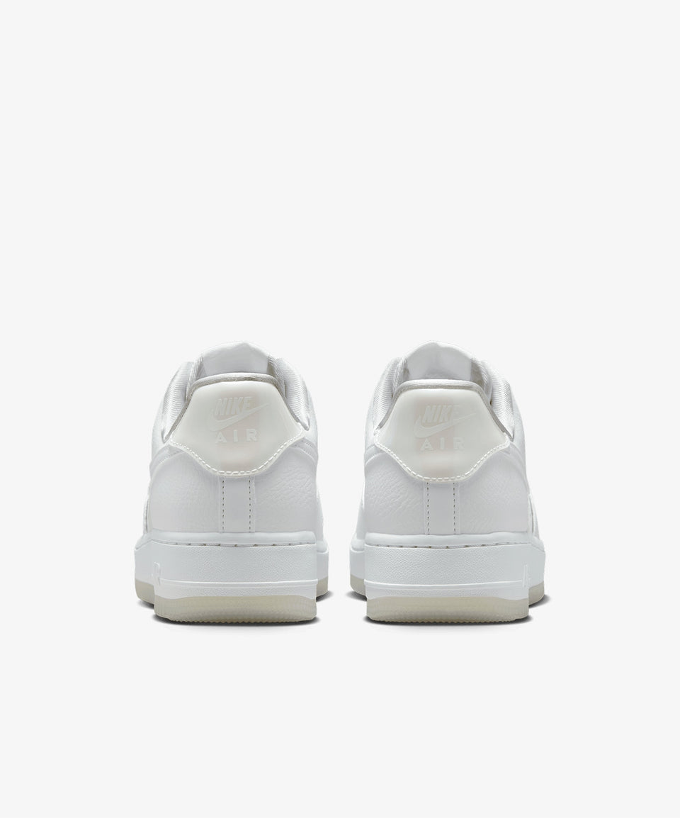 Nike Beyaz Nike Air Force 1