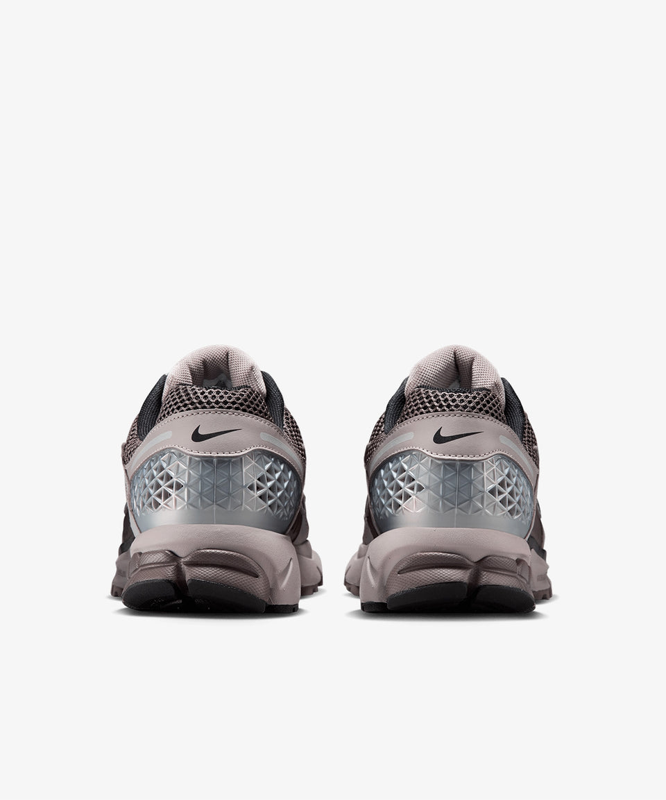 Nike Zoom Vomero 5 - Görsel 5