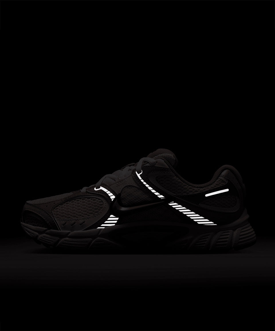 Nike V5 RNR - Görsel 4