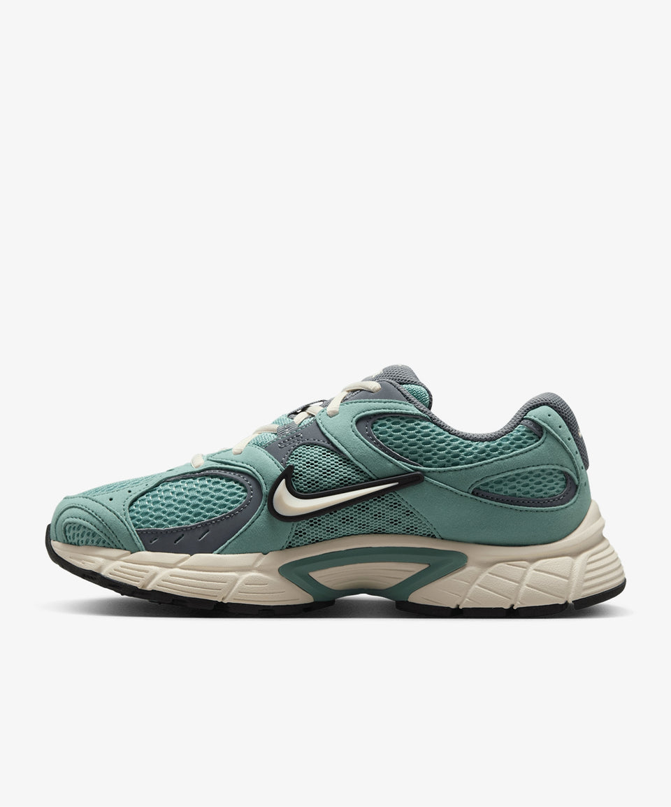 Nike V5 RNR - Görsel 3