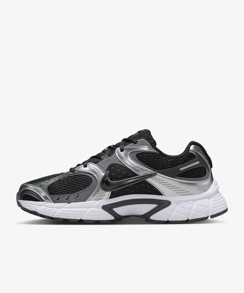 Nike Siyah Nike V5
