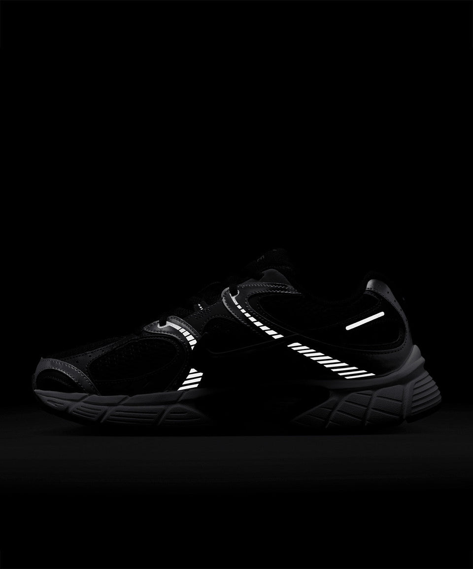 Nike Siyah Nike V5