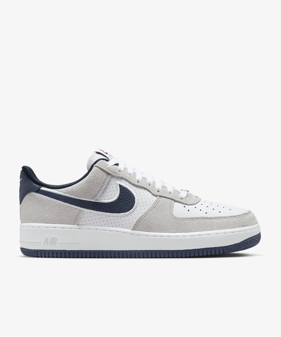 Nike Nike Air Force 1 IO2077 LV8