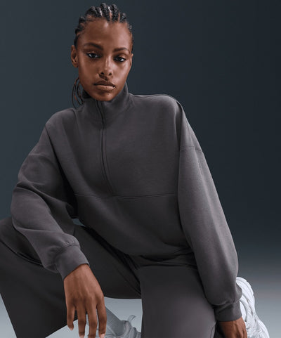 Nike 24.7 ImpossiblySoft Dri-FIT Oversized 1/2-Zip Top
