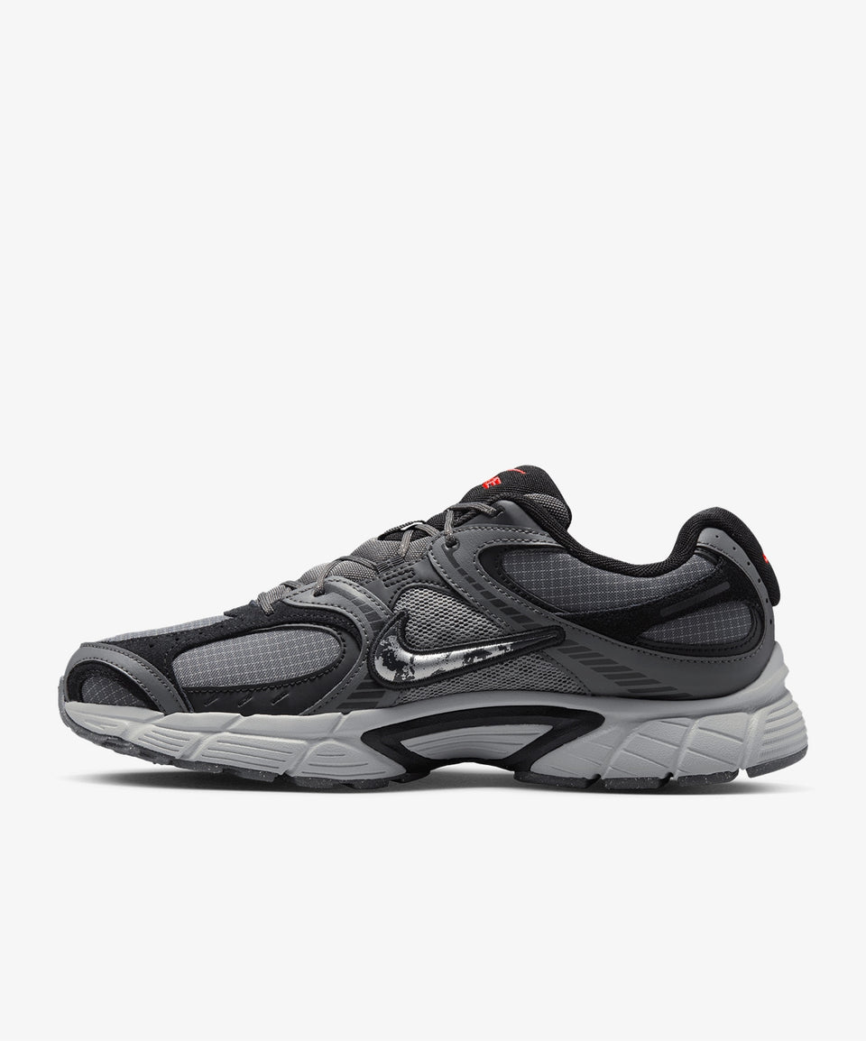 Nike Siyah Nike V5 RNR SE