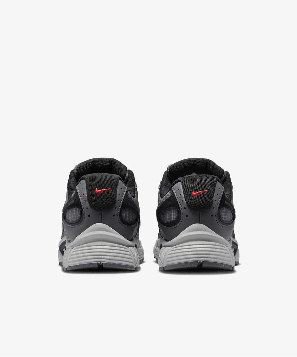 Nike Siyah Nike V5 RNR SE