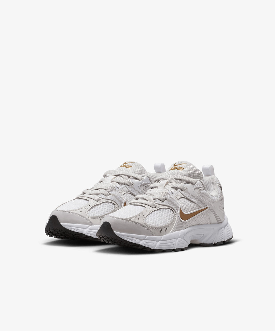 Nike Beyaz Nike V5 Rnr