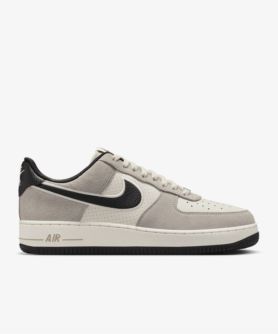 Nike Gri Nike Air Force 1 LV8