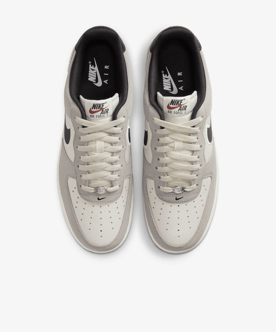 Nike Gri Nike Air Force 1 LV8