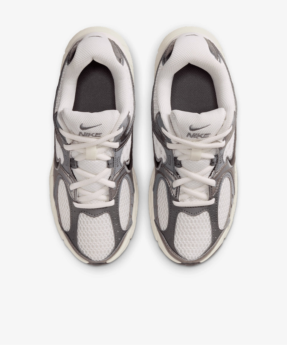 Nike Bej Nike V5 RNR (GS)