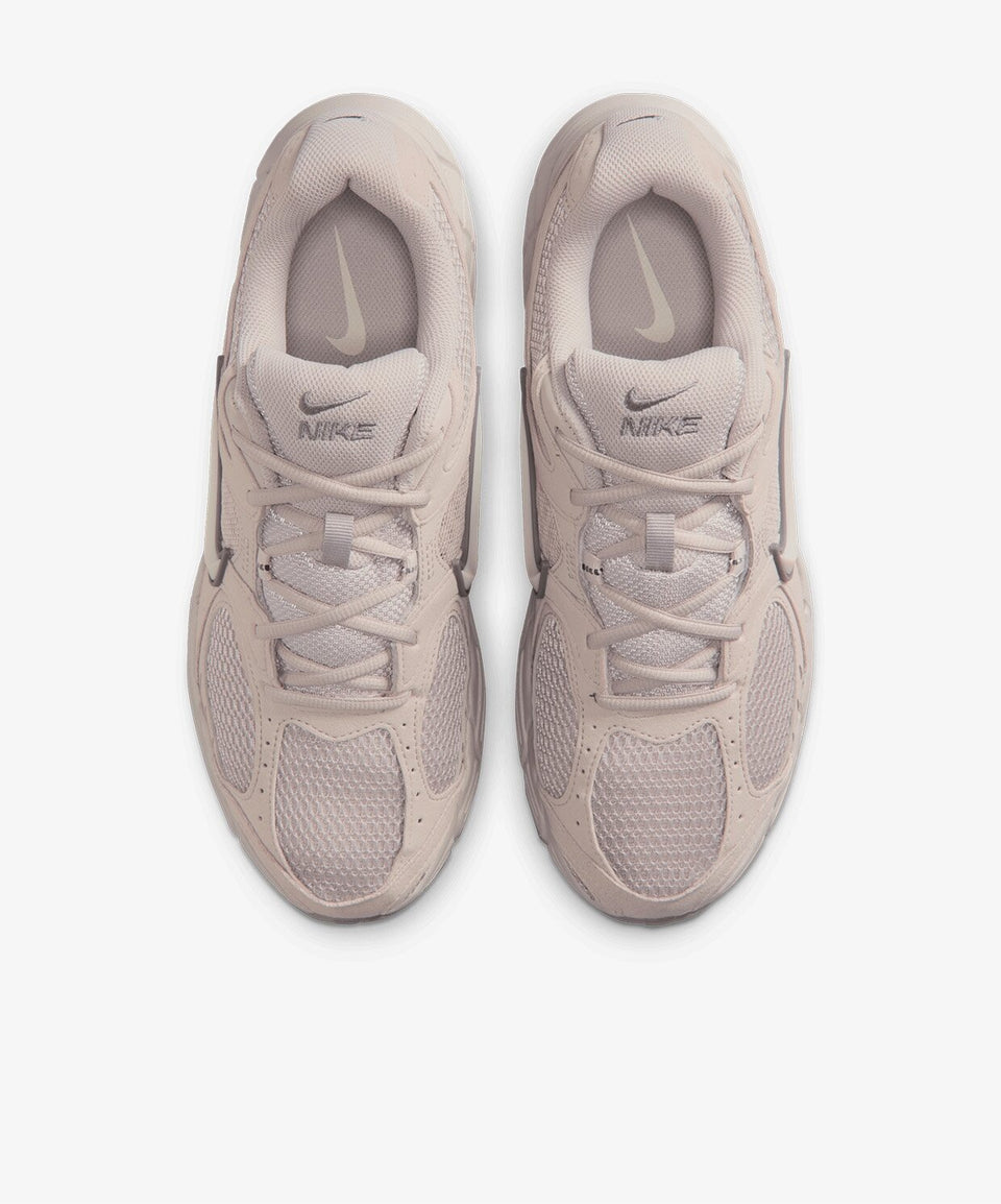 Nike Bej Nike V5
