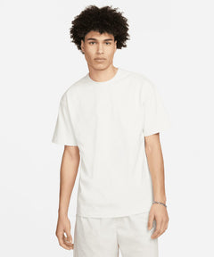 Nike Sportswear Premium Essentials T-Shirt