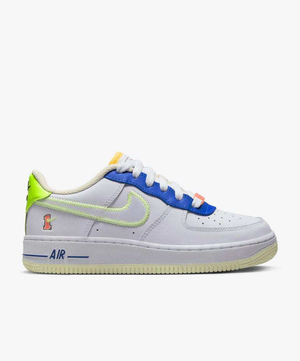 Nike Air Force 1 Lv8 (Gs) - Görsel 2