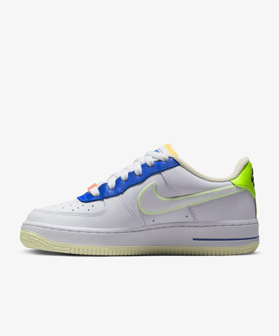 Nike Air Force 1 Lv8 (Gs) - Görsel 3