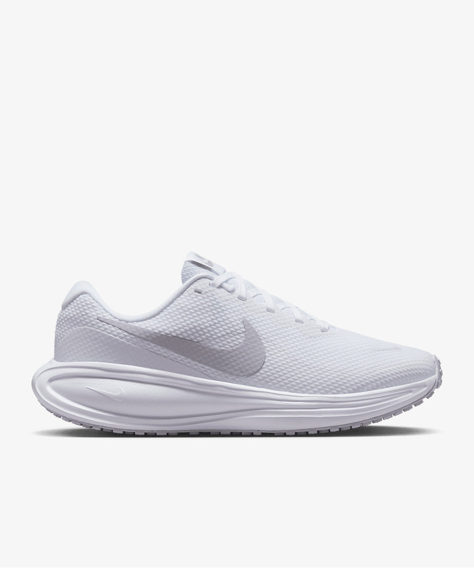 Nike Beyaz Nike Revolution 8