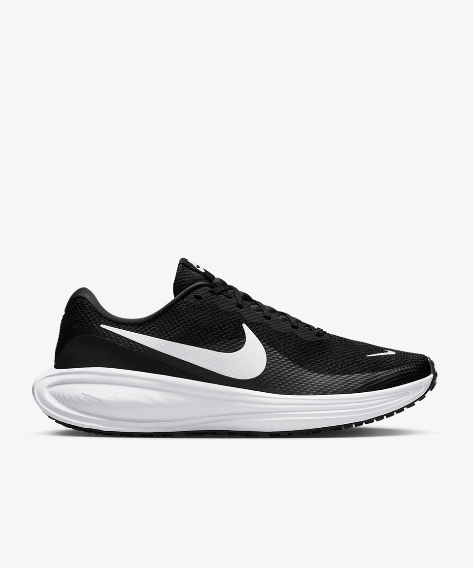 Nike Siyah Nike Revolution 8