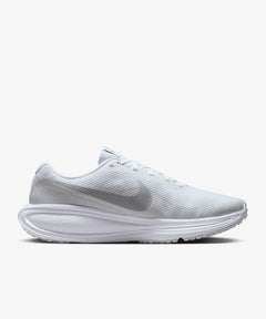 Nike Revolution 8