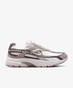 Nike Initiator