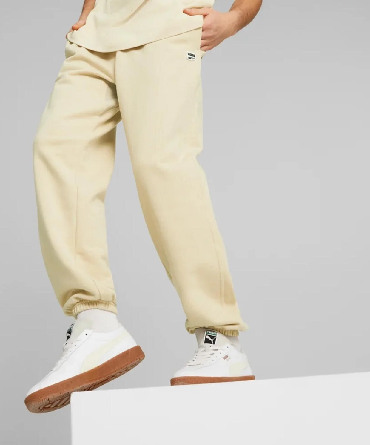 Puma downtown sweatpants hot sale