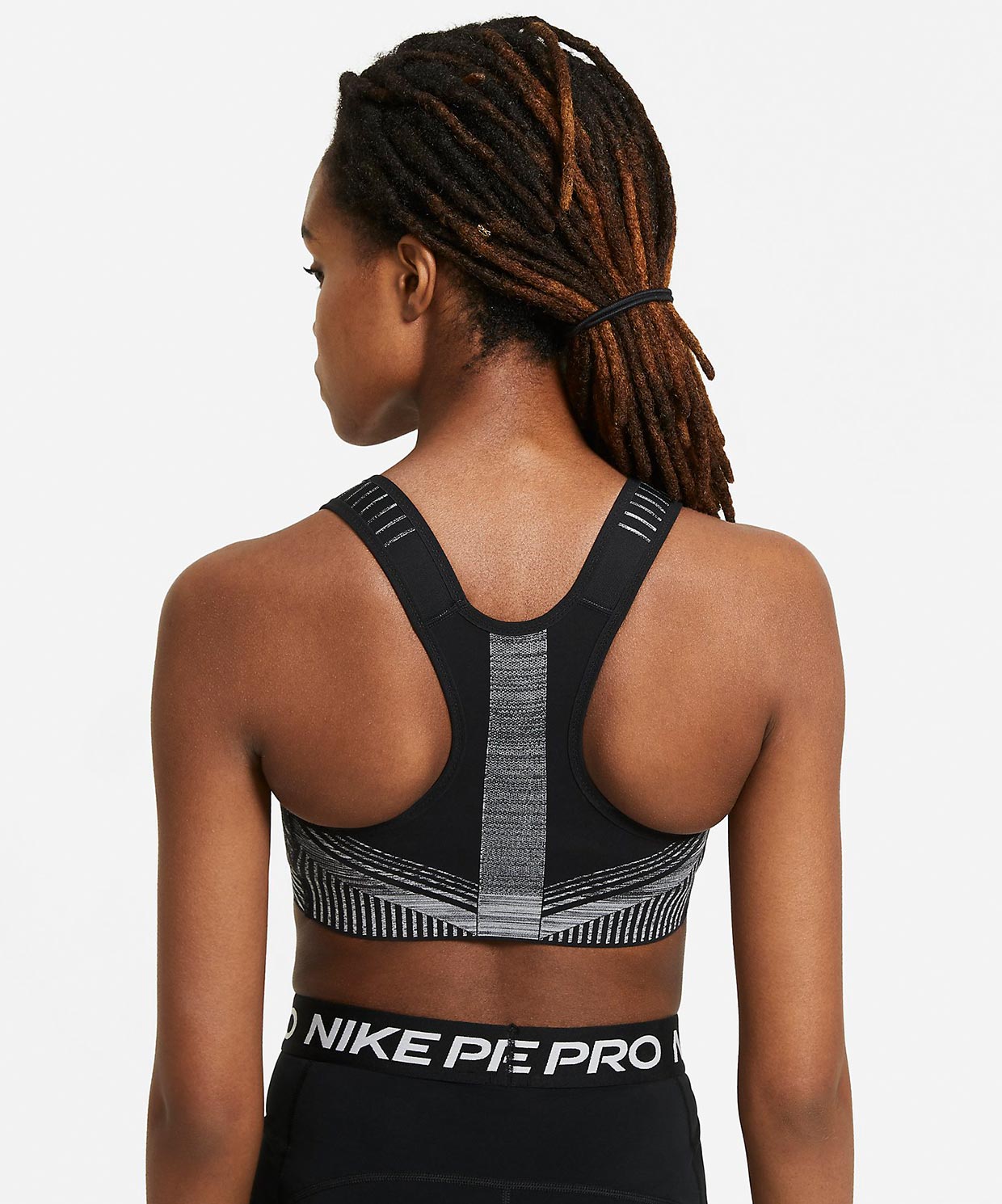 Nike fenom sales flyknit bra